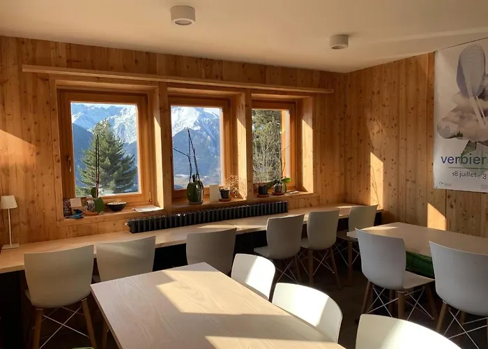 Hotelski 酒店 韦尔比耶